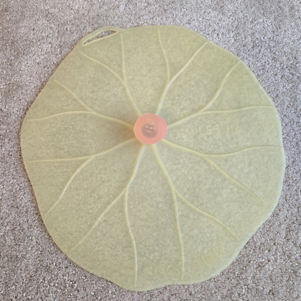 Charles Viancin Paris Lid Lillypad Silicone Lid  12" Works Very Well